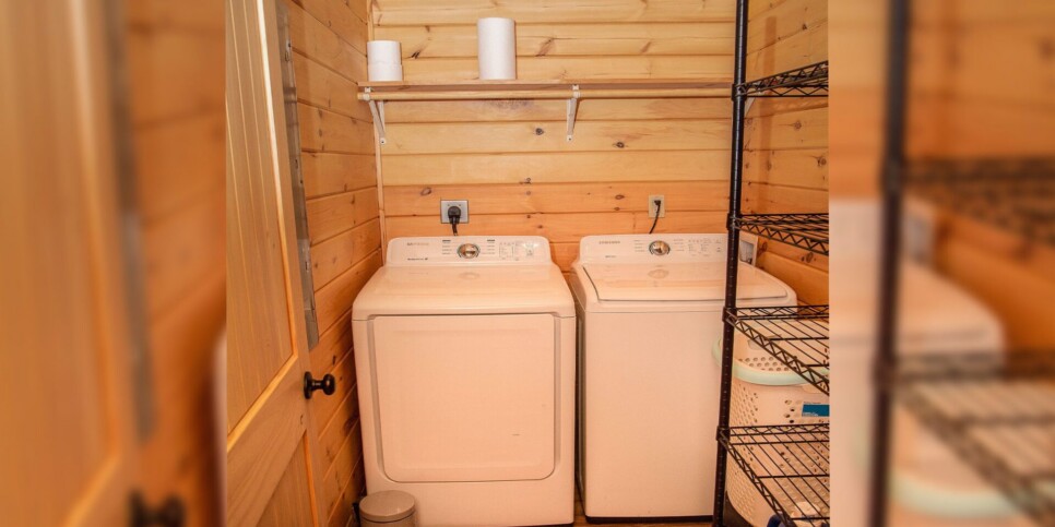 Blue Ridge - Adore the Smores - Utility Room