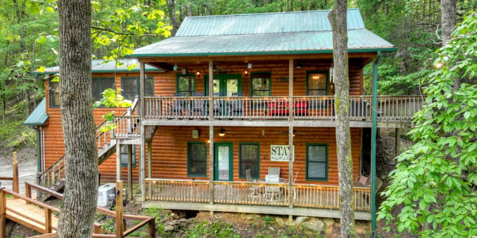 blue-ridge-cabins-the-waters-edge-exterior