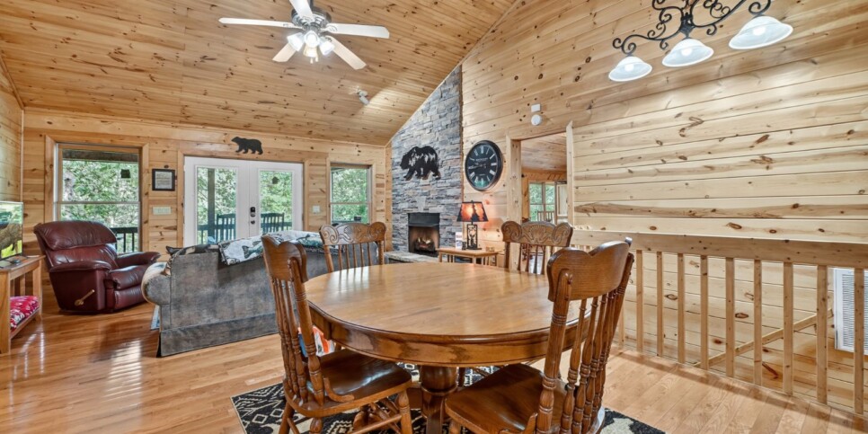 blue-ridge-cabins-the-waters-edge-kitchen