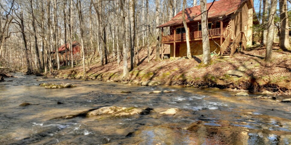 Ellijay - Cozy Creek Cabin - Exterior