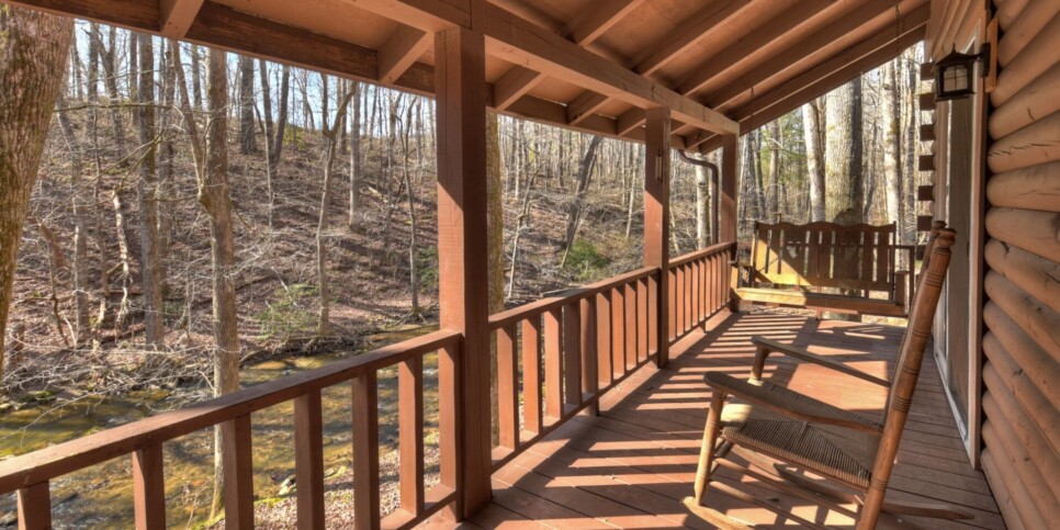 Ellijay - Cozy Creek Cabin - Exterior