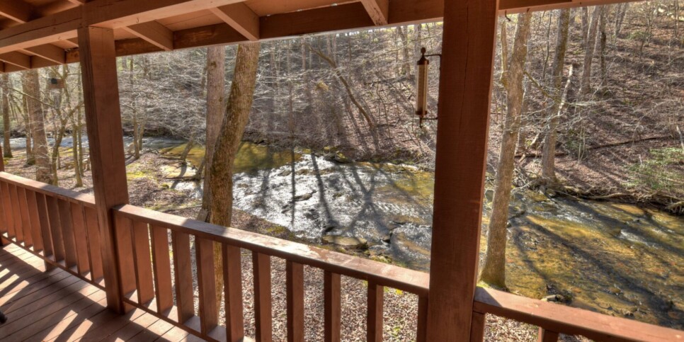 Ellijay - Cozy Creek Cabin - Exterior