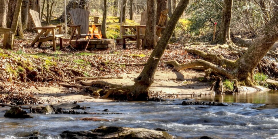 Ellijay - Cozy Creek Cabin - Exterior