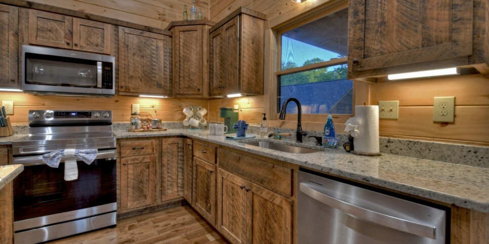 Mineral Bluff - Rohring Retreat - Kitchen