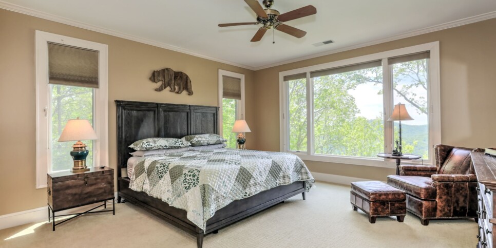 Big Canoe - Chasing Chipmunks - Bedroom