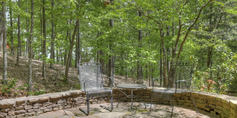 Big Canoe - Chasing Chipmunks - Exterior