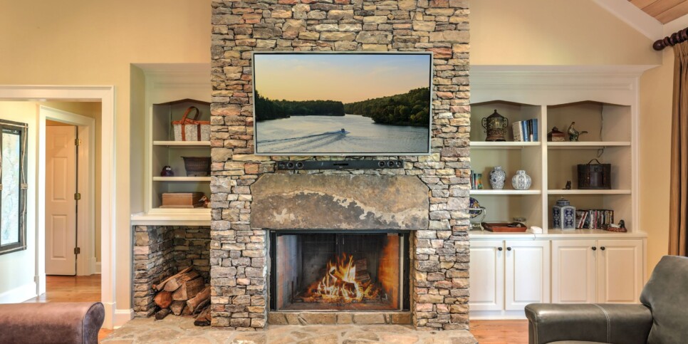 Big Canoe - Chasing Chipmunks - Living Room