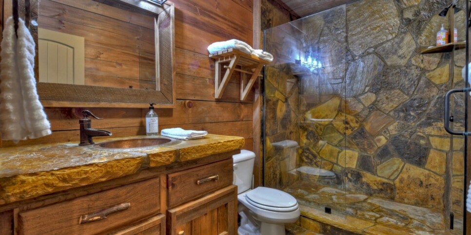 Blue Ridge Cabin - Your Happy Place - Bathroom