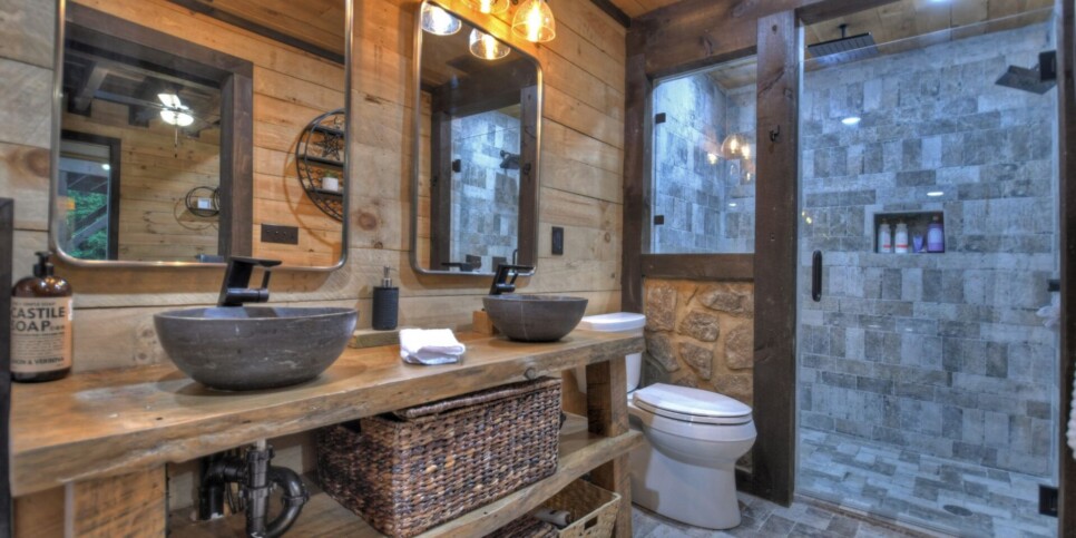 Blue Ridge Cabin - Your Happy Place - Bathroom
