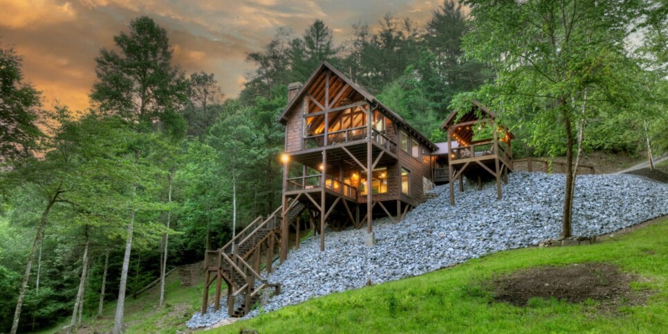 Blue Ridge Cabin - Your Happy Place - Exterior