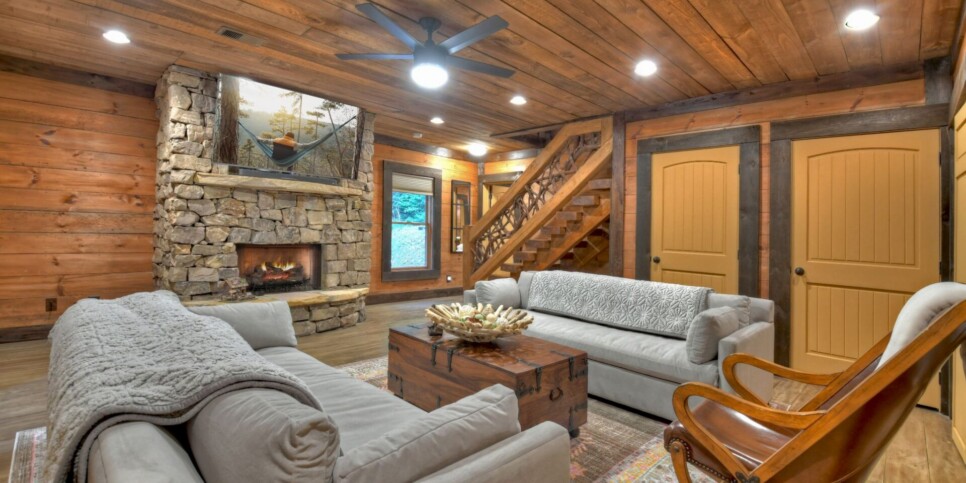 Blue Ridge Cabin - Your Happy Place - Recreation