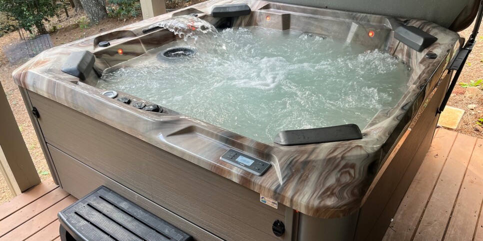 Big Canoe - The Wolf Den - Exterior