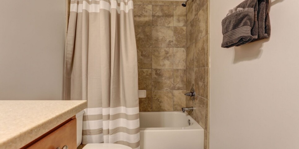 Big Canoe Rental - Laurel Summit - Bathroom