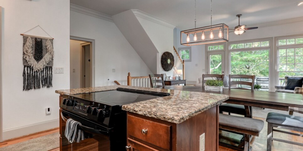 Big Canoe Rental - Laurel Summit - Kitchen