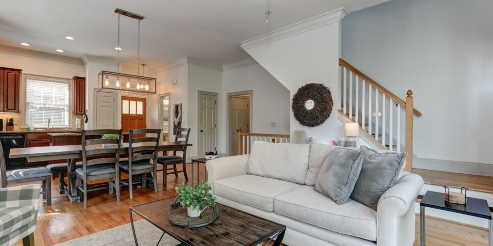 Big Canoe Rental - Laurel Summit - Living Room