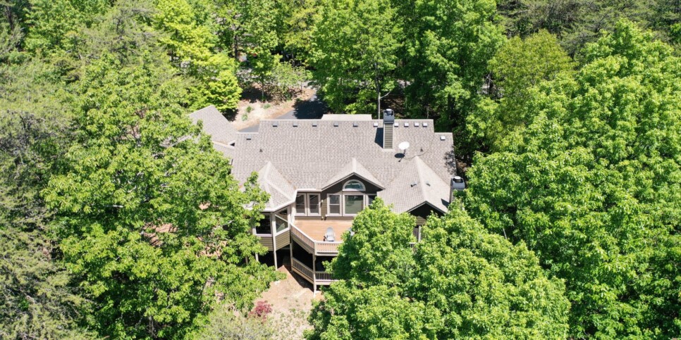 Big Canoe - The Wolf Den - Exterior