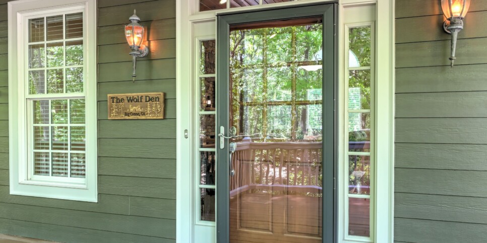 Big Canoe - The Wolf Den - Exterior