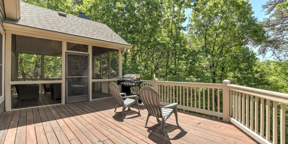 Big Canoe - The Wolf Den - Exterior