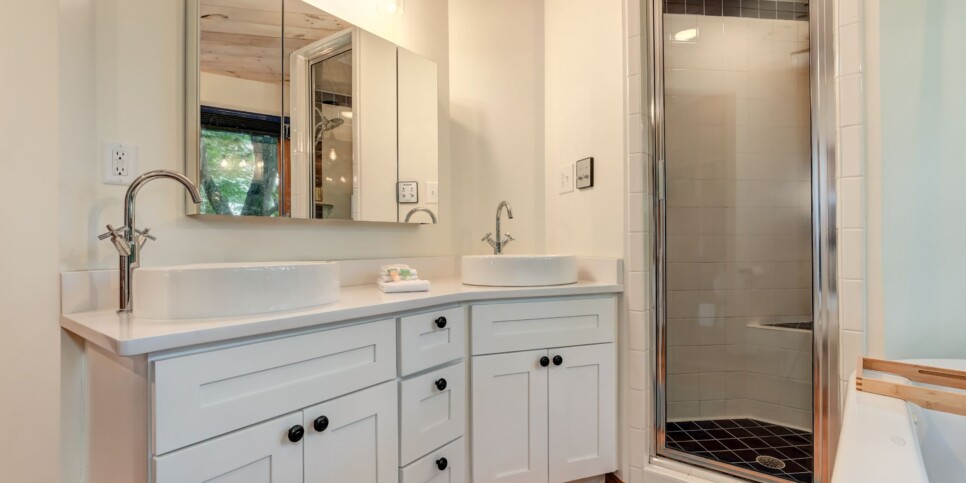 Big Canoe - Falken Haus - Bathroom