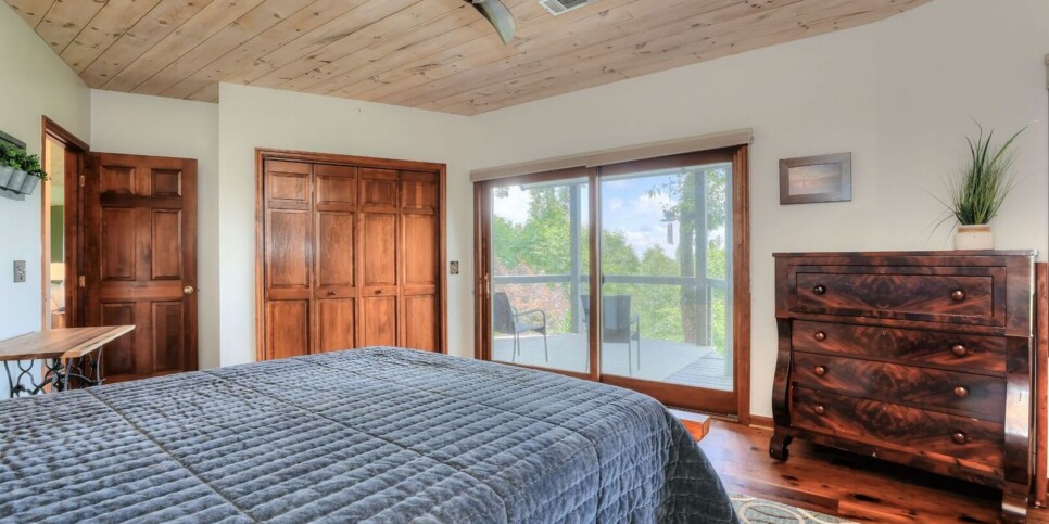 Big Canoe - Falken Haus - Bedroom