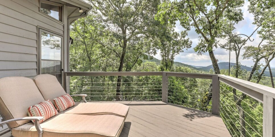 Big Canoe - Falken Haus - Exterior