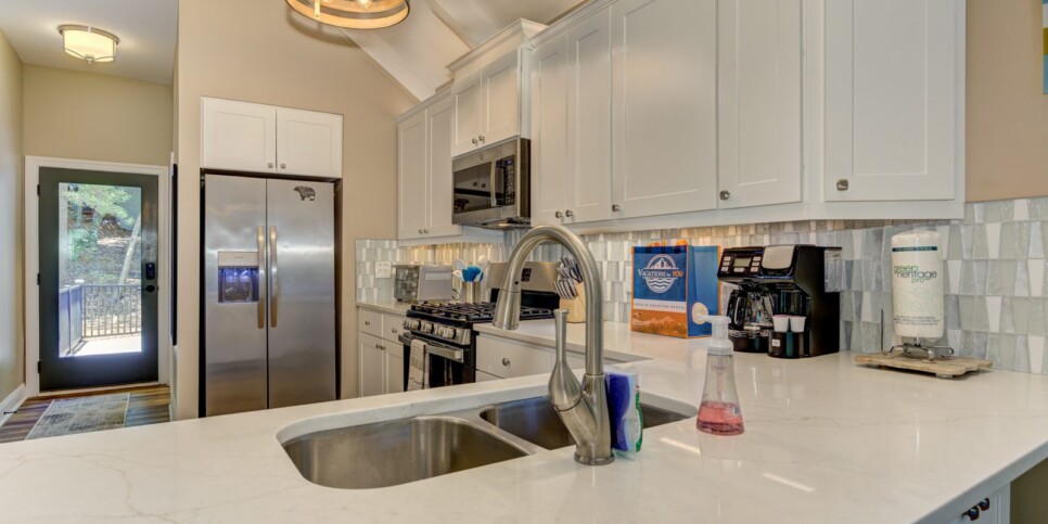 Big Canoe Villa On 9 Kitchen