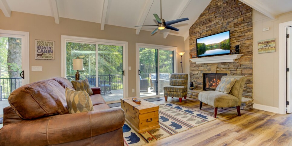 Big Canoe Villa On 9 Living Room