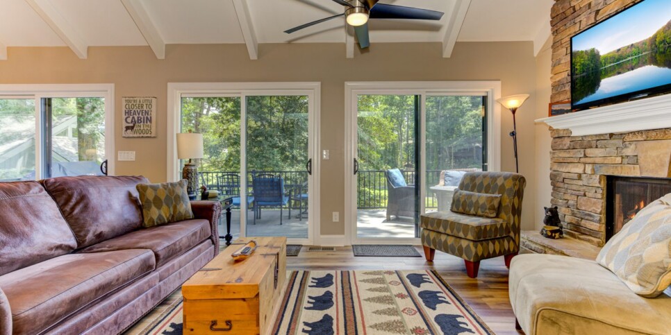 Big Canoe Villa On 9 Living Room