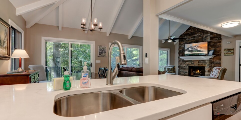 Big Canoe - Villa on 9 - Kitchen