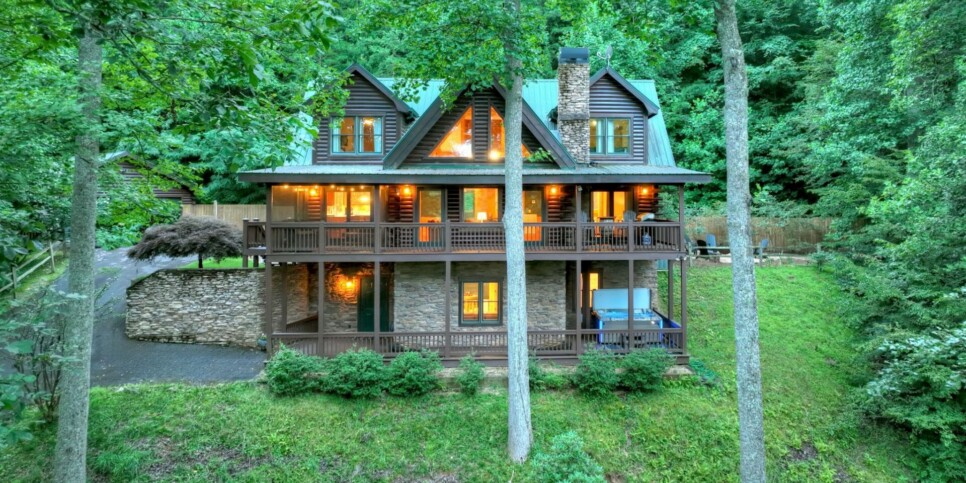 Blue Ridge Cabin - Blueberry Hill - Exterior
