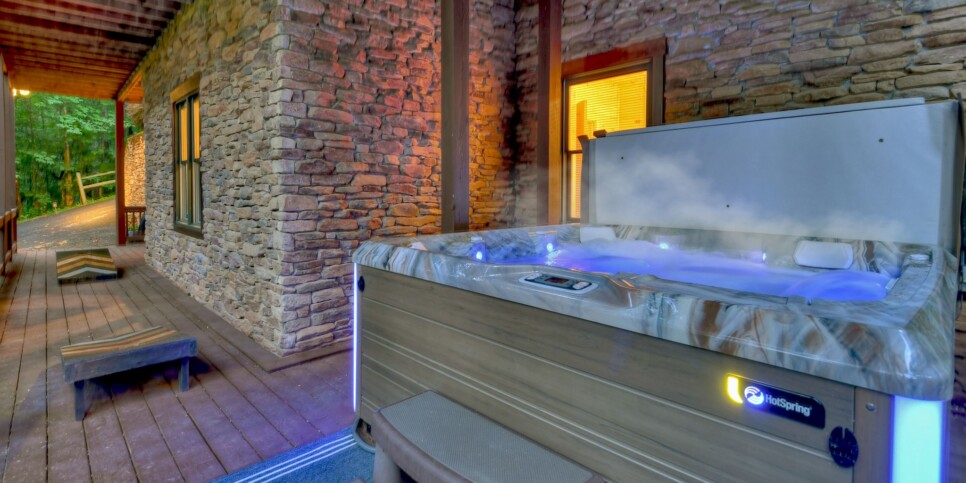 Blue Ridge Cabin - Blueberry Hill - Exterior