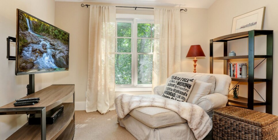 Big Canoe - Stars Align Cottage - Bedroom