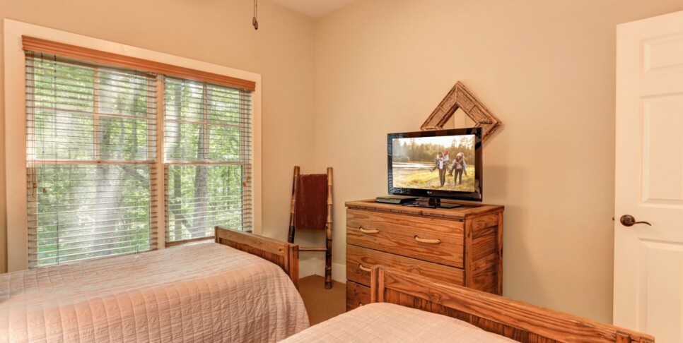 Big Canoe - Stars Align Cottage - Bedroom