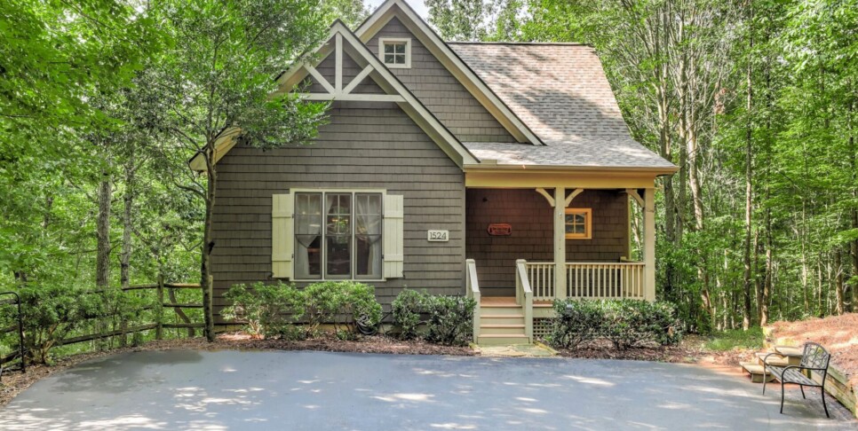 Big Canoe - Stars Align Cottage - Exterior