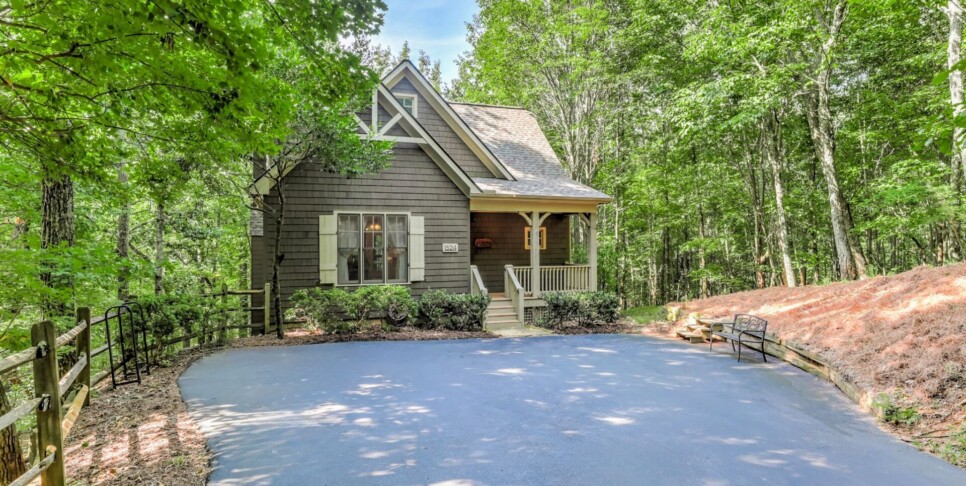 Big Canoe - Stars Align Cottage - Exterior