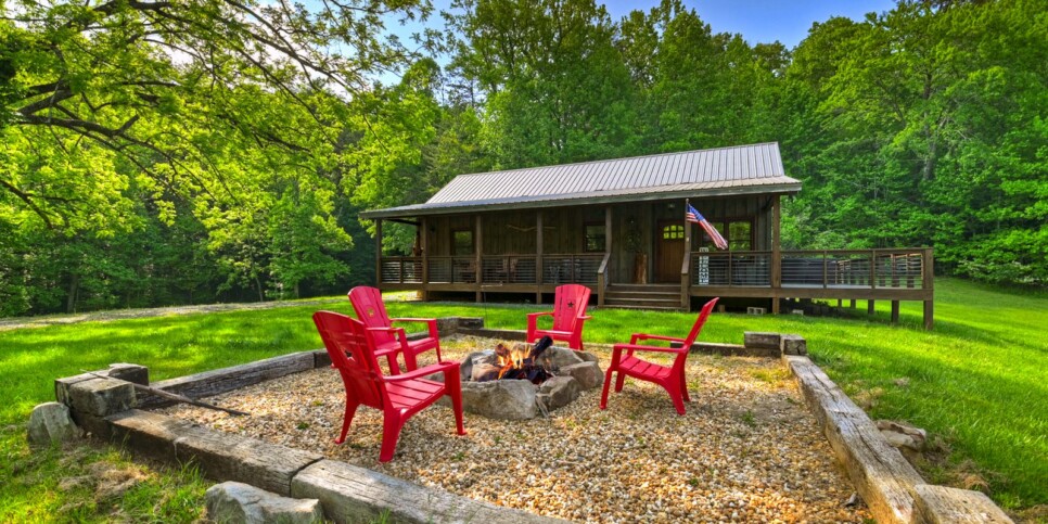 blue ridge carters cozy cabin exterior