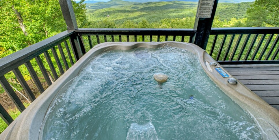 blue-ridge-cabins-eagles-view-ridge-exterior