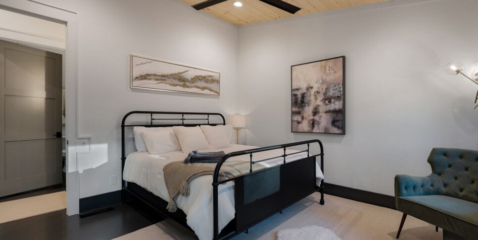 Blue Ridge - Quiet Time - Bedroom