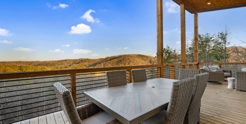 Blue Ridge - Quiet Time - Exterior