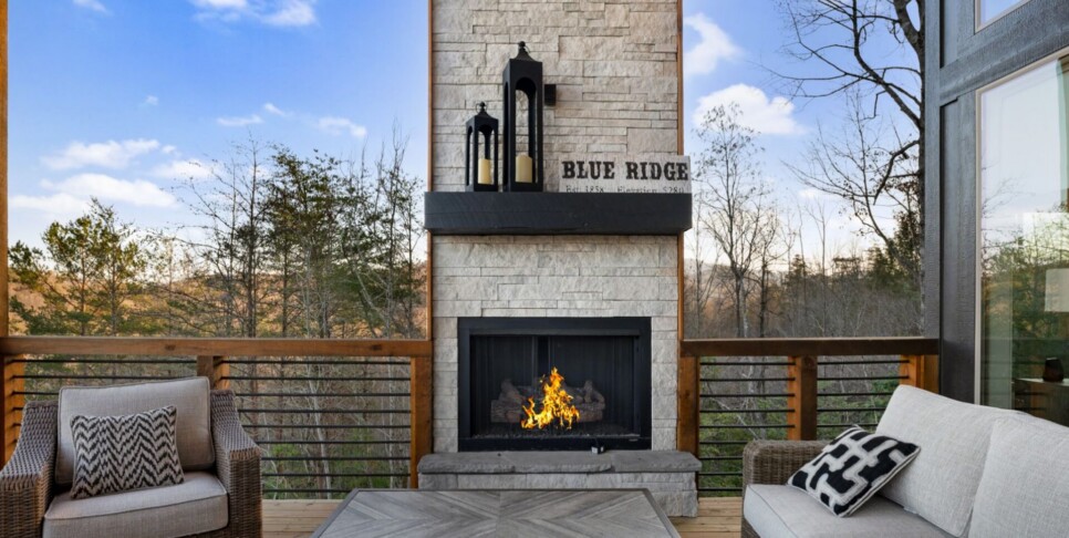 Blue Ridge - Quiet Time - Exterior