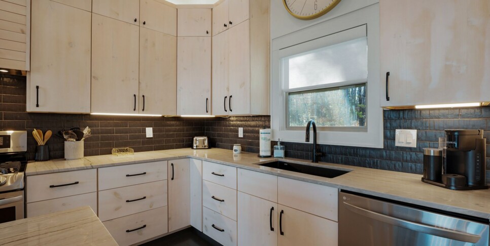 Blue Ridge - Quiet Time - Kitchen