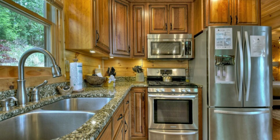 Blue Ridge - Sunrise Vista Lodge - Kitchen