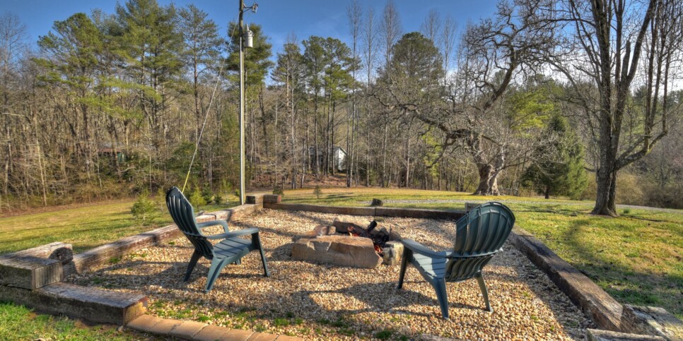 Blue Ridge - Cabin Rental - Carters Cozy Cabin - Exterior