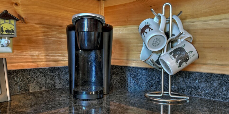 Blue Ridge - Cabin Rental - Carters Cozy Cabin - Kitchen