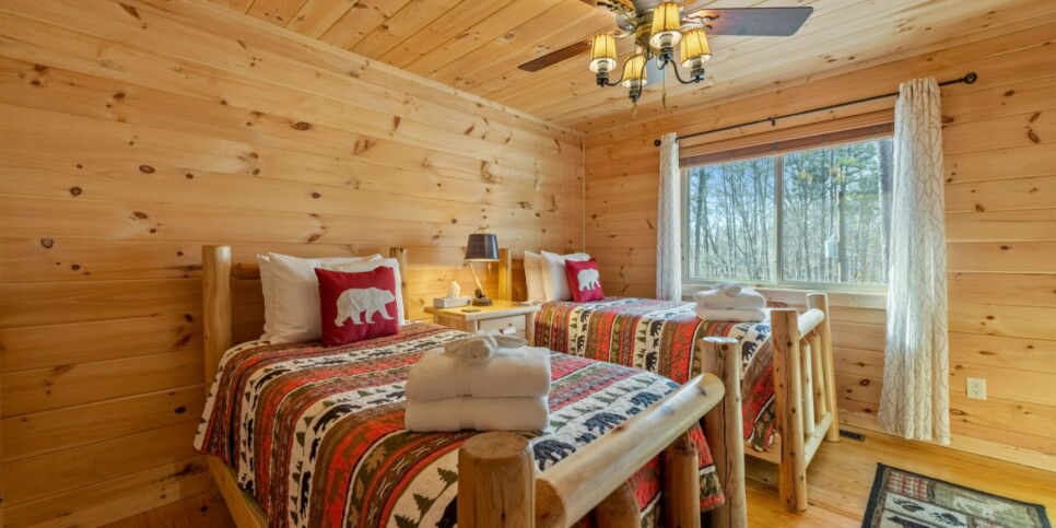 Ellijay - Bucks Bear Lodge - Bedroom