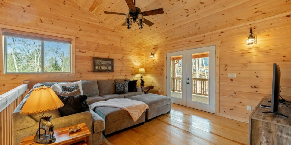 Ellijay - Bucks Bear Lodge - Bedroom