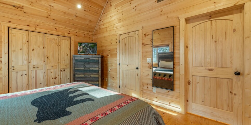 Ellijay - Bucks Bear Lodge - Bedroom