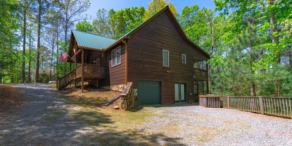 Ellijay Cabin - Dragons Den - Exterior