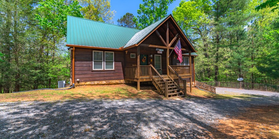 Ellijay Cabin - Dragons Den - Exterior