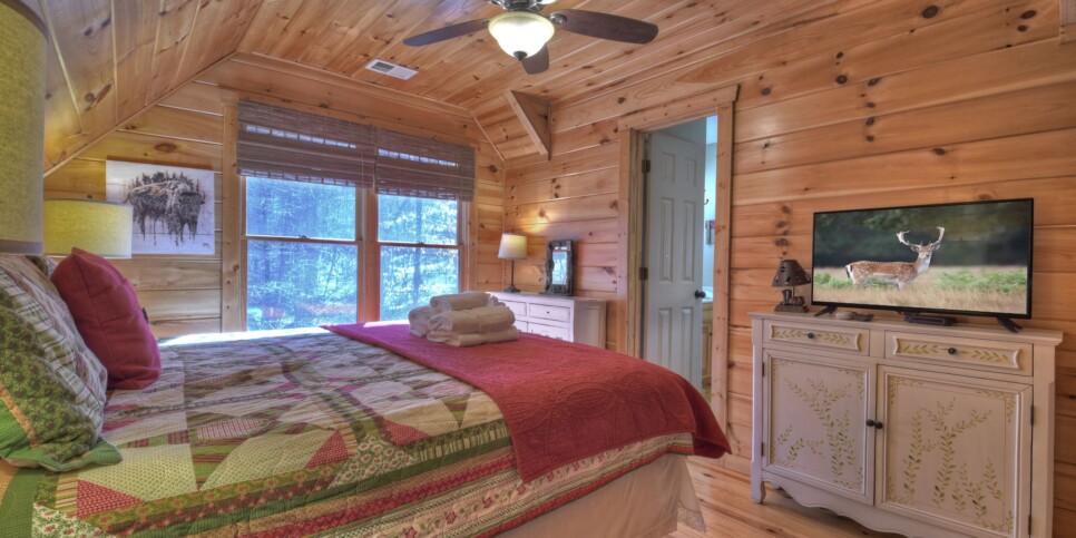 Ellijay - Harleys River Retreat - Bedroom